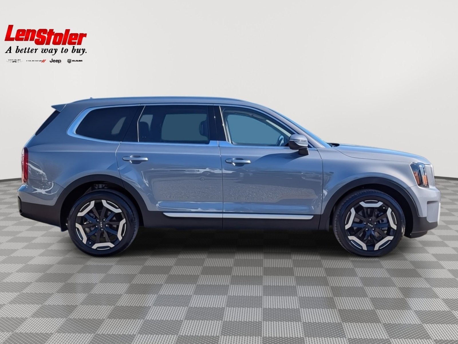 Used 2024 Kia Telluride S w/ S Sunroof Package image 6