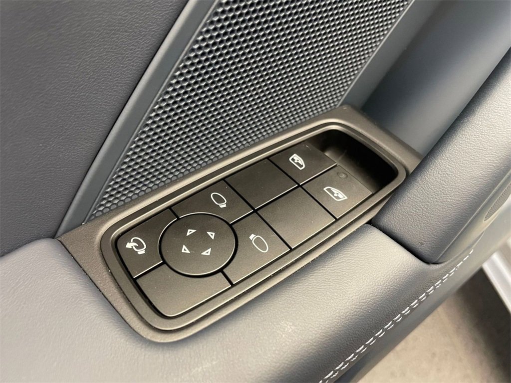 New 2026 Porsche 911 Carrera image 18