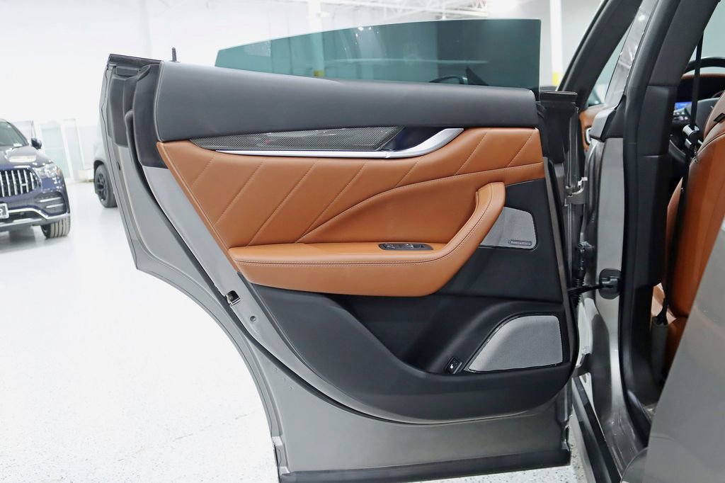 Used 2020 Maserati Levante GranSport image 36