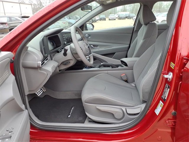 New 2026 Hyundai Elantra Sport w/ Cargo Package image 15
