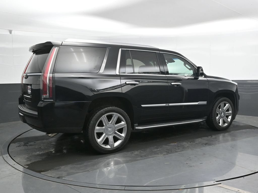 Used 2018 Cadillac Escalade Premium Luxury AWD/4WD video 2