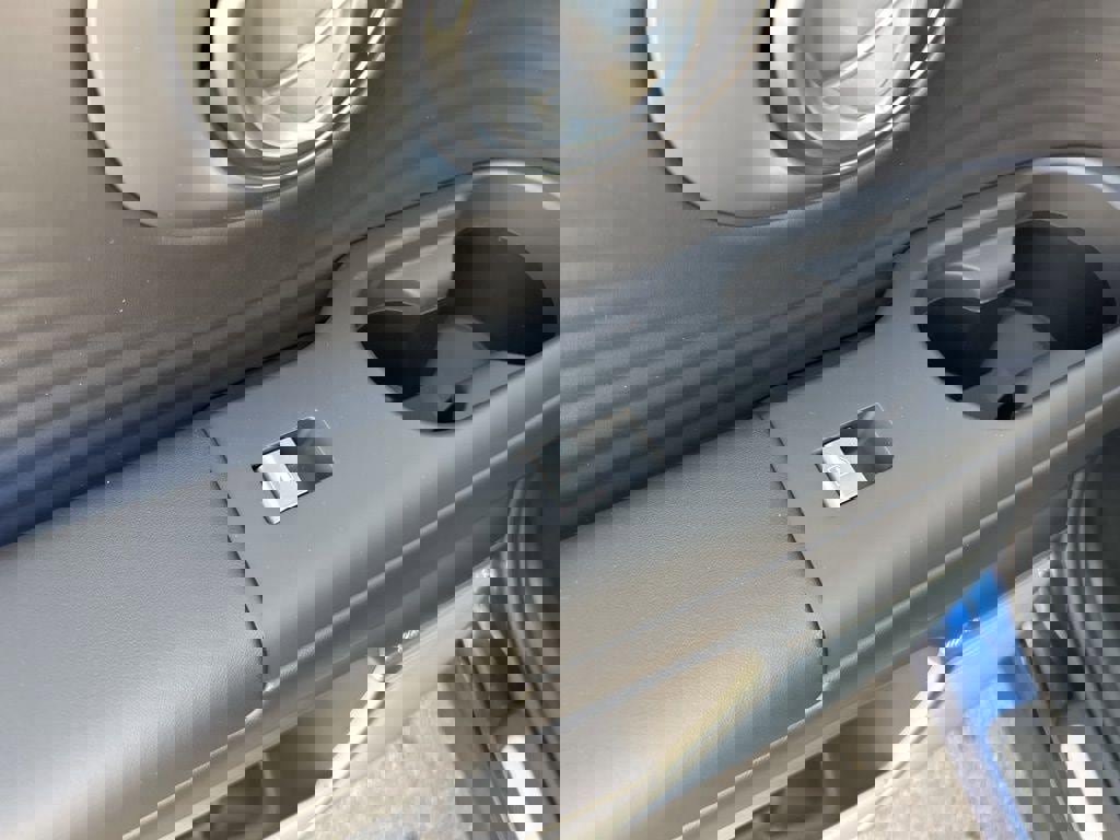 New 2026 Hyundai Ioniq 9 Limited w/ Tow & Go Package image 24