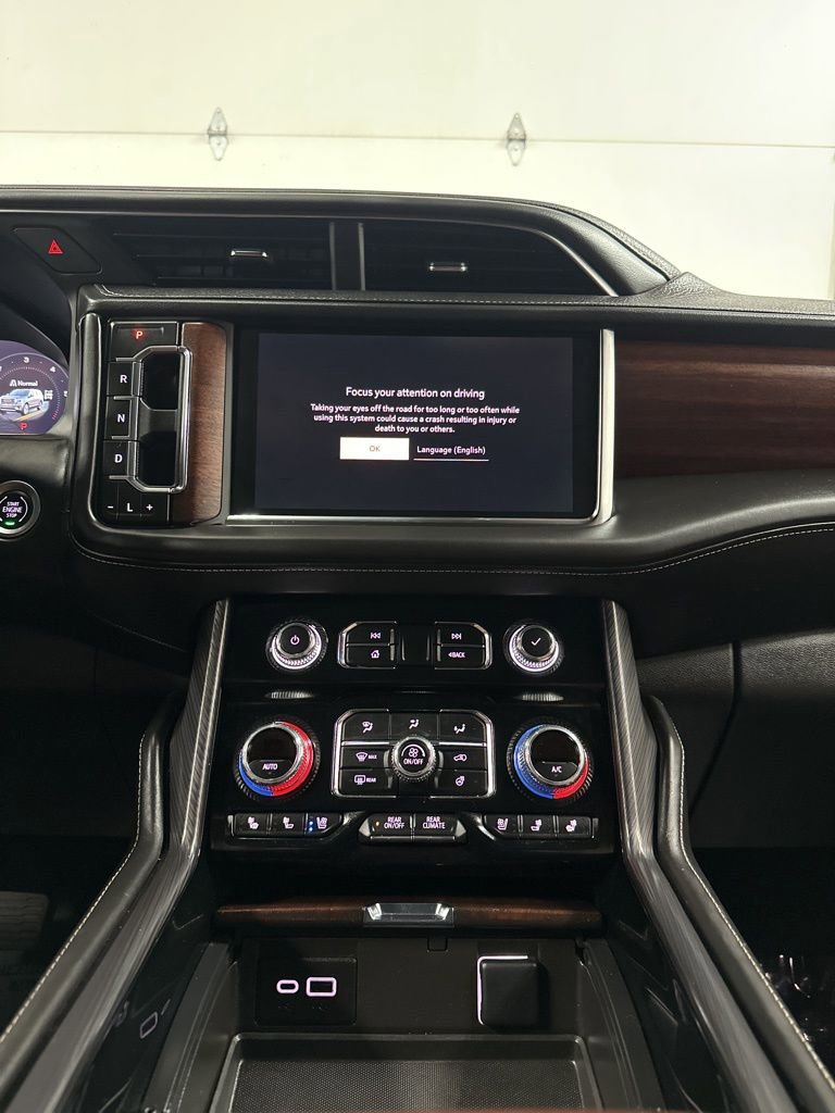 Used 2024 GMC Yukon Denali Ultimate image 27