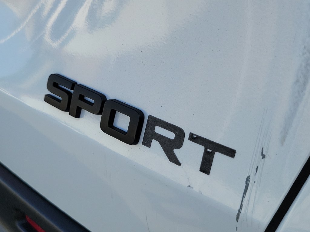 Certified 2025 Honda HR-V Sport image 9