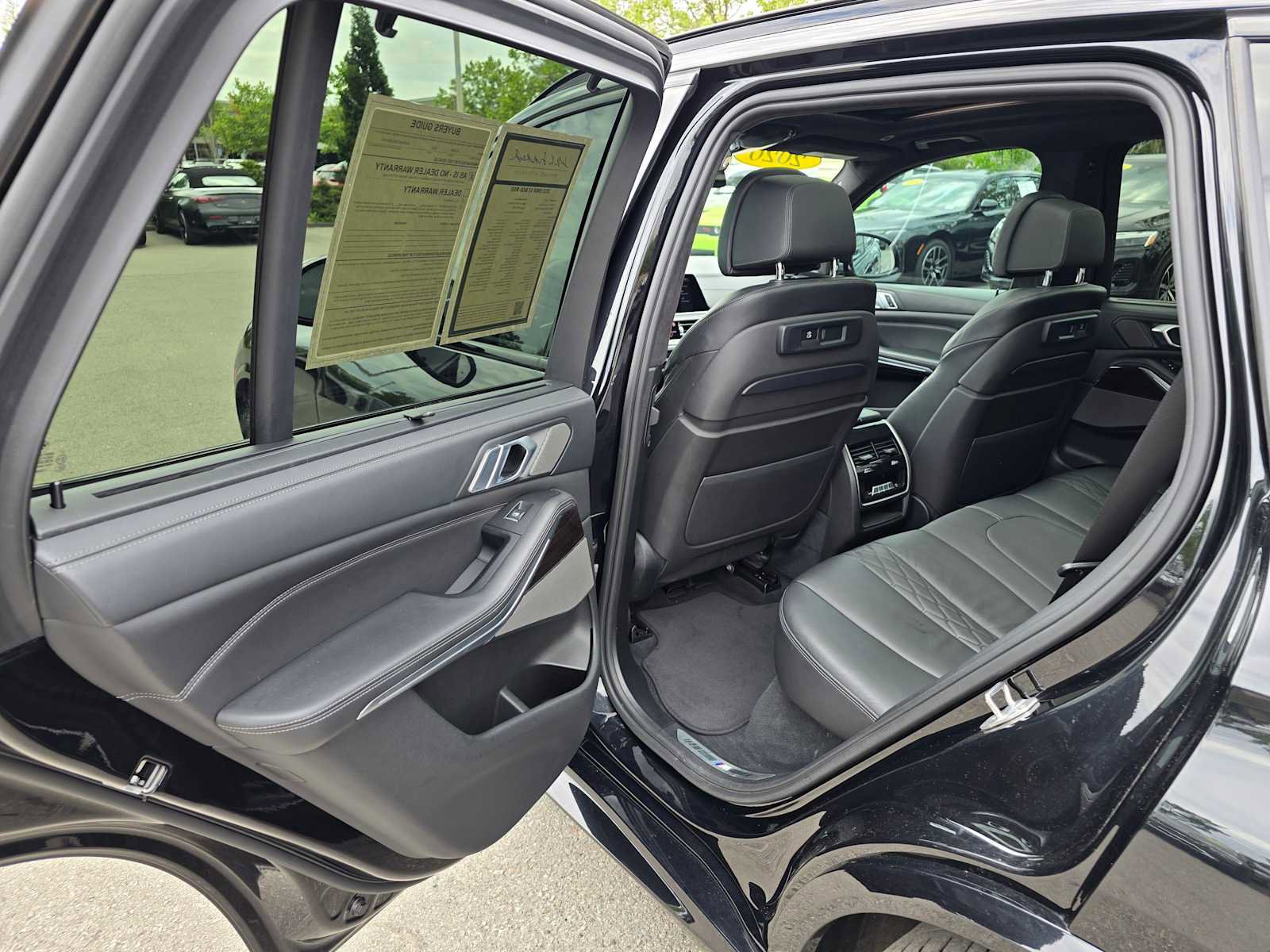 Used 2020 BMW X5 M50i w/ Executive Package image 17