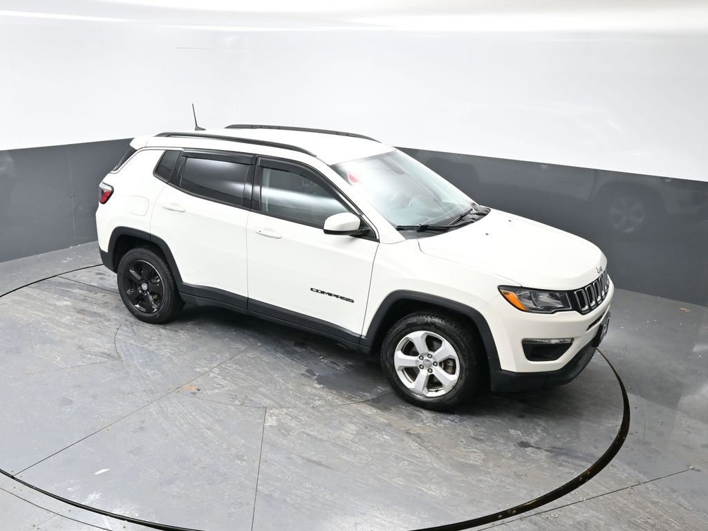 Used 2019 Jeep Compass Latitude w/ Cold Weather Group image 41