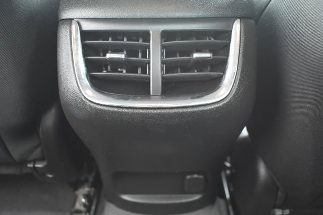 Used 2023 Chevrolet Malibu LT image 31