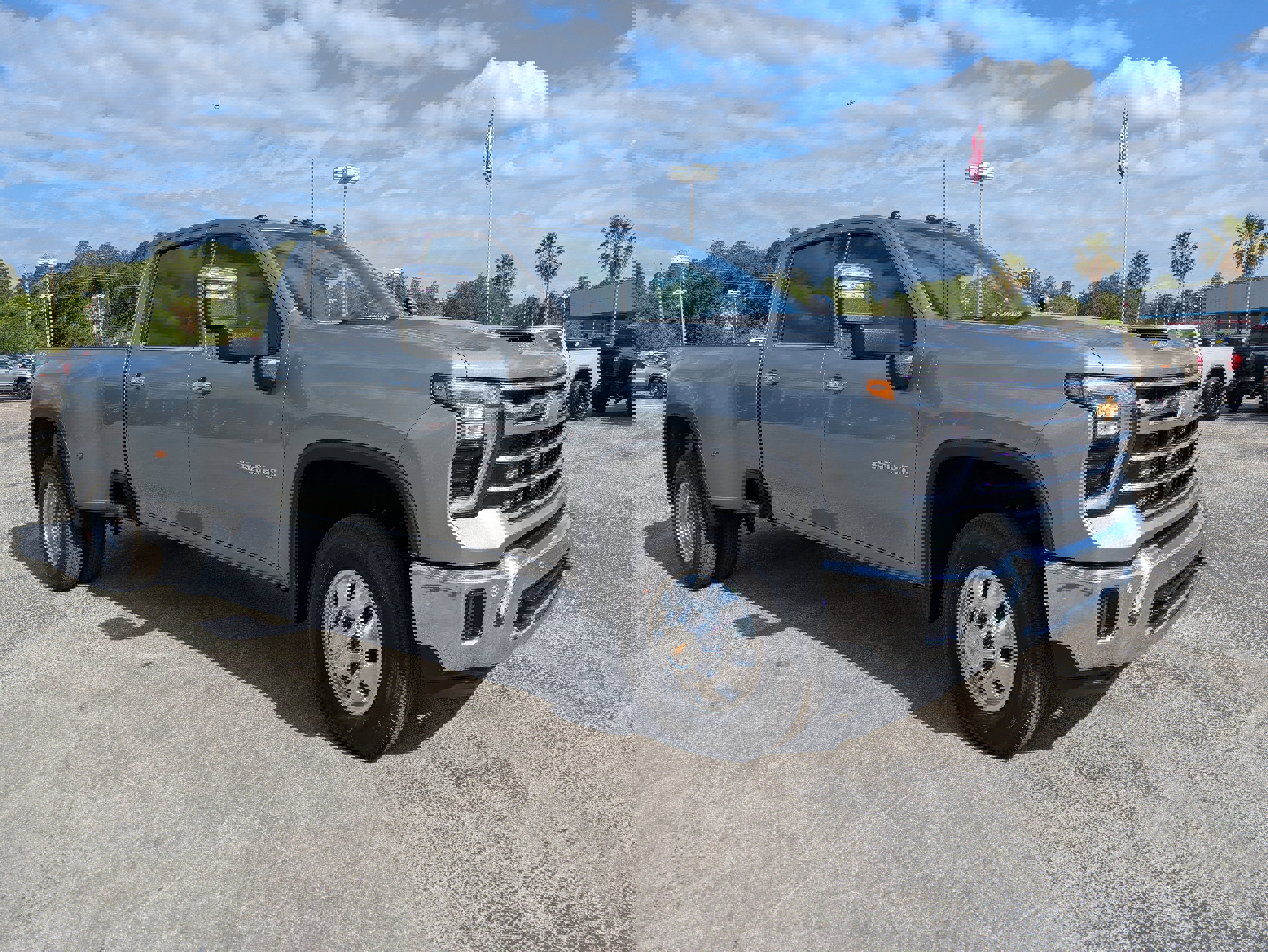 New 2026 Chevrolet Silverado 3500 LTZ w/ LTZ Convenience Package AWD/4WD image 2