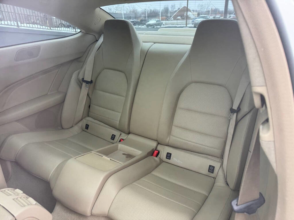 Used 2012 Mercedes-Benz C 250 Coupe image 6