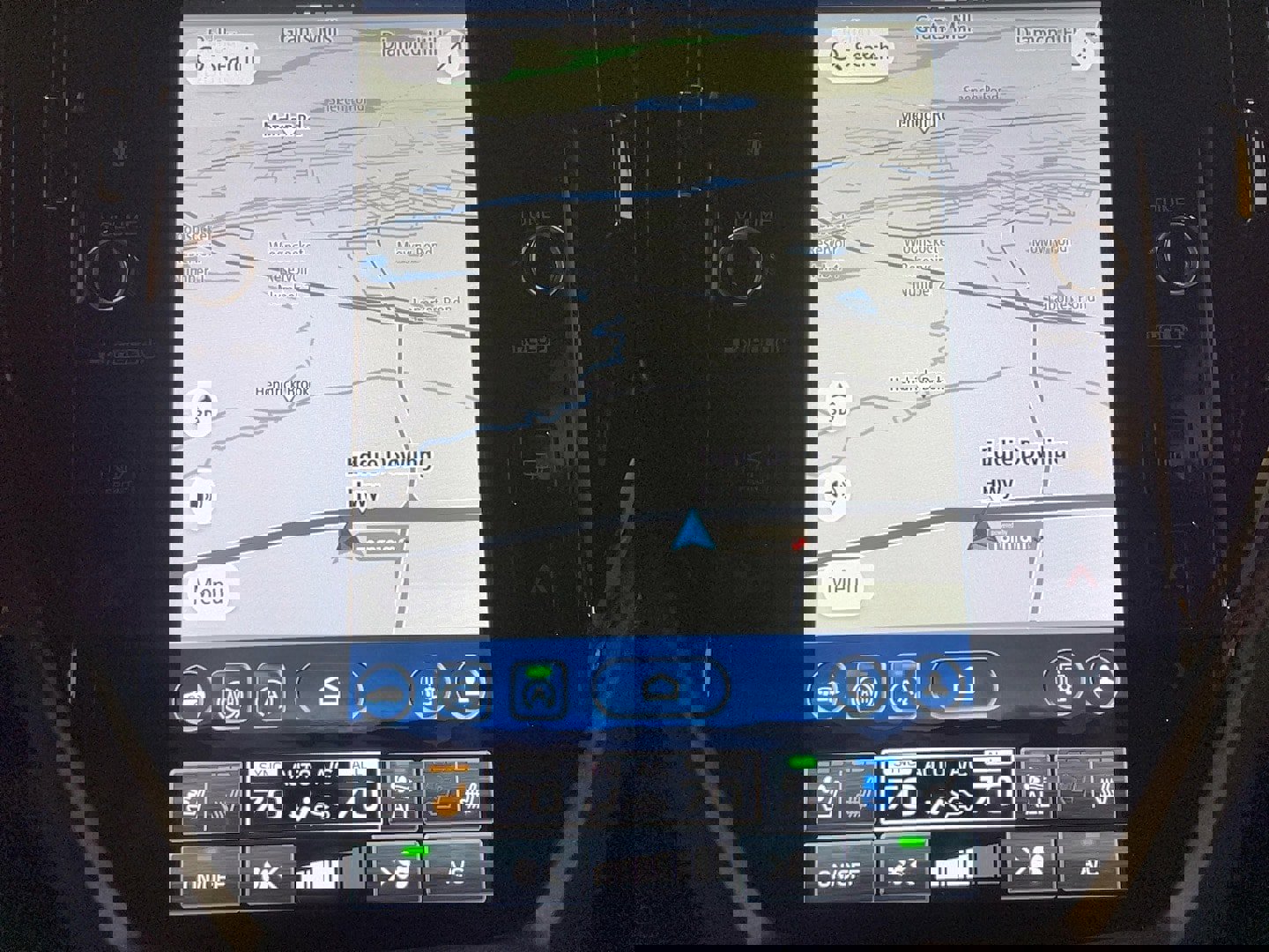 Used 2025 Subaru Forester Touring image 13