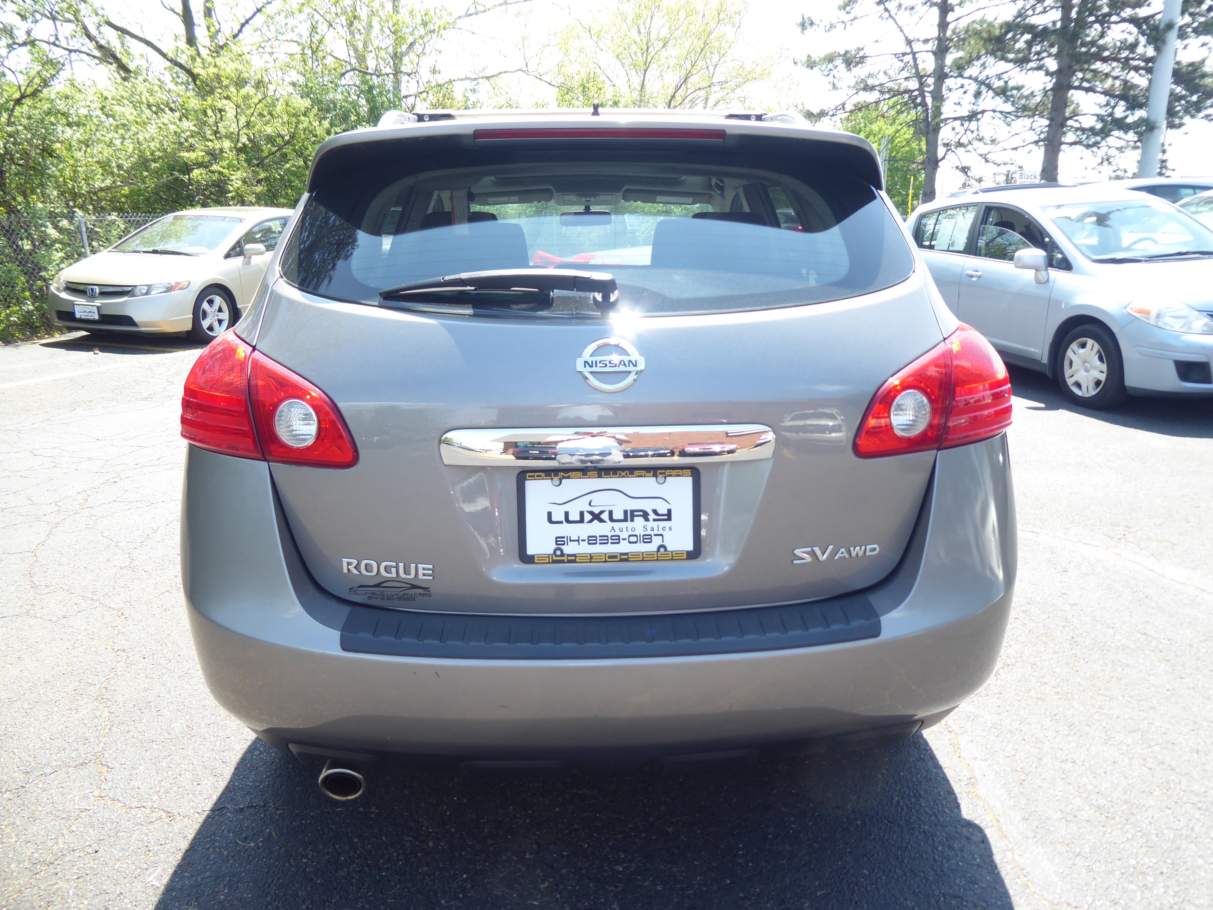Used 2012 Nissan Rogue SV w/ Premium Pkg AWD/4WD image 9