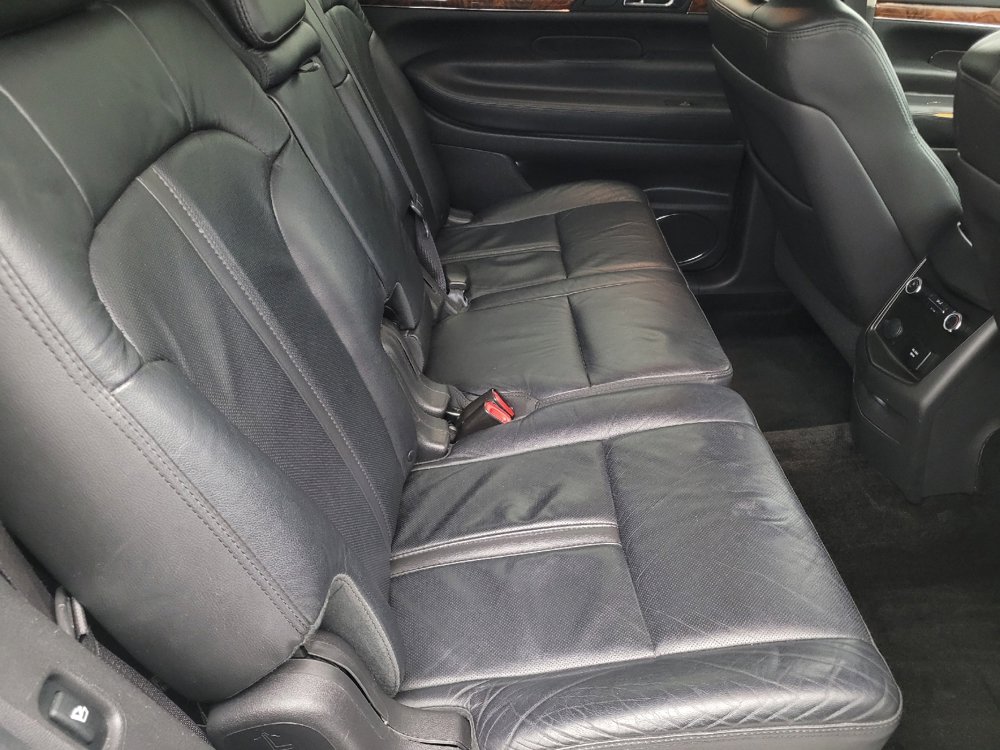 Used 2018 Lincoln MKT AWD w/ Technology Package image 19