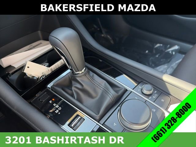 New 2026 MAZDA MAZDA3 Hatchback w/Premium Plus Pkg image 26