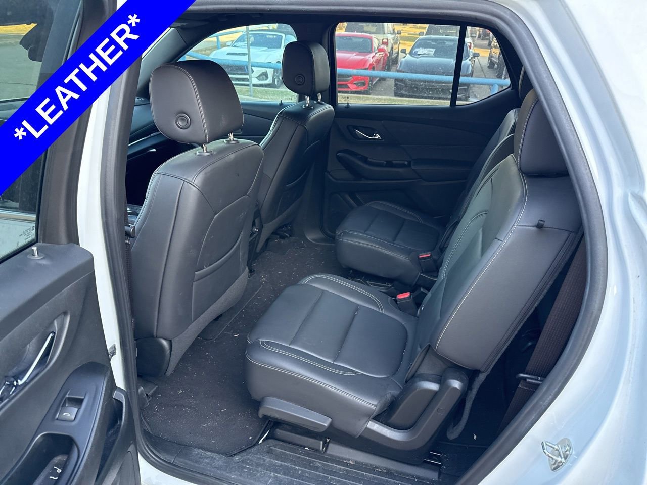 Used 2023 Chevrolet Traverse LT image 6