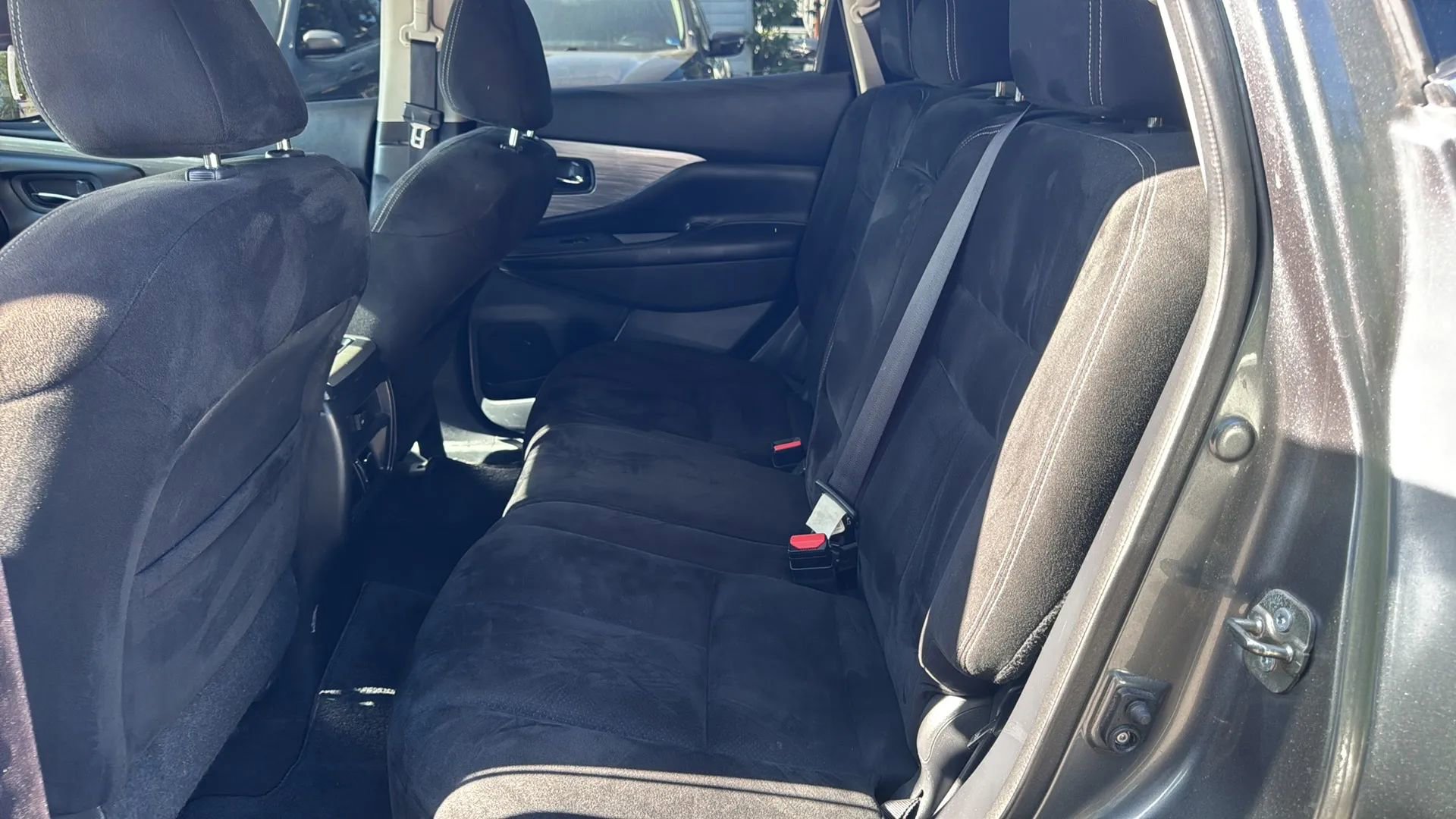 Used 2015 Nissan Murano S w/ Navigation Package image 11