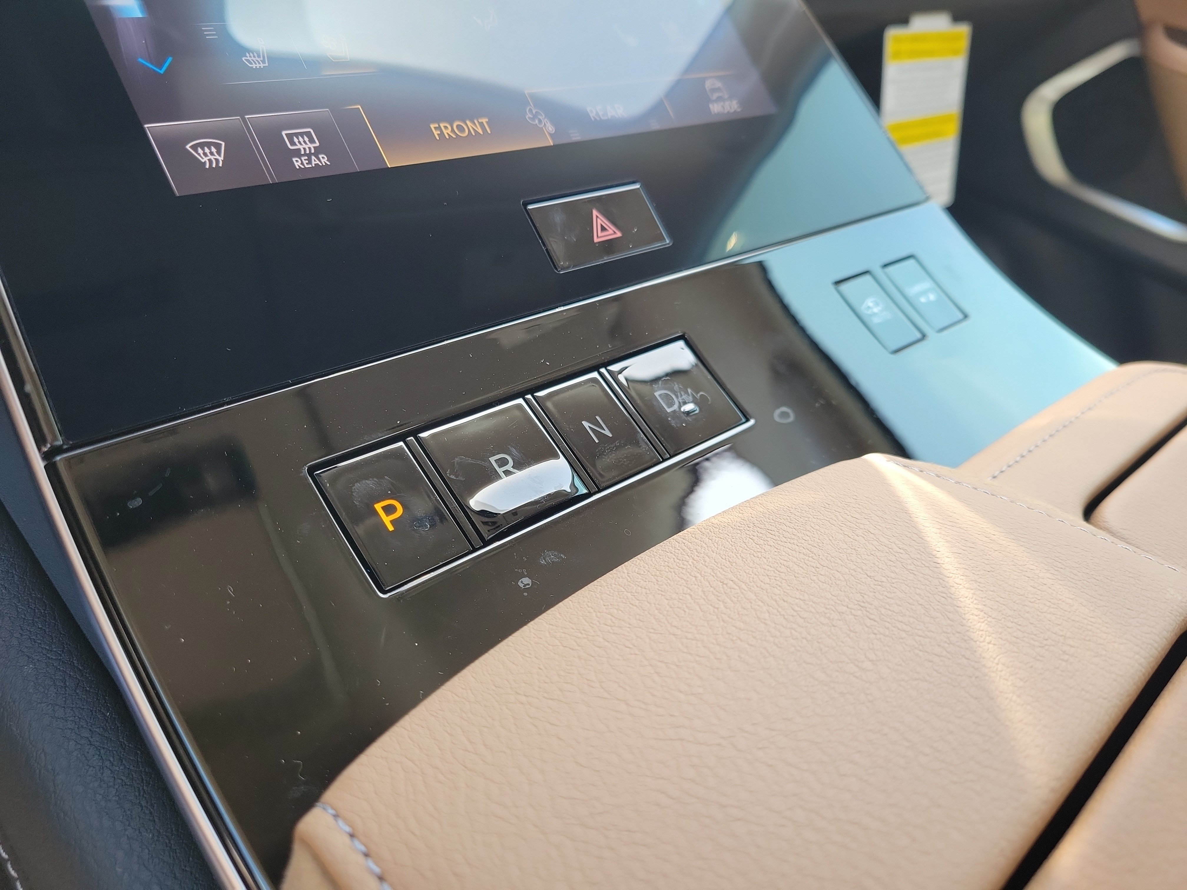 New 2027 INFINITI QX80 Luxe w/ Cargo Package RWD image 17