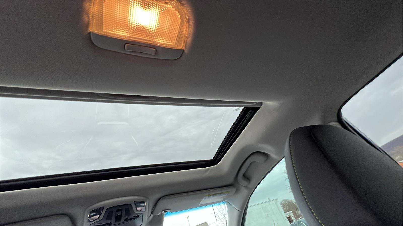 Used 2022 Subaru Outback Onyx Edition XT image 19