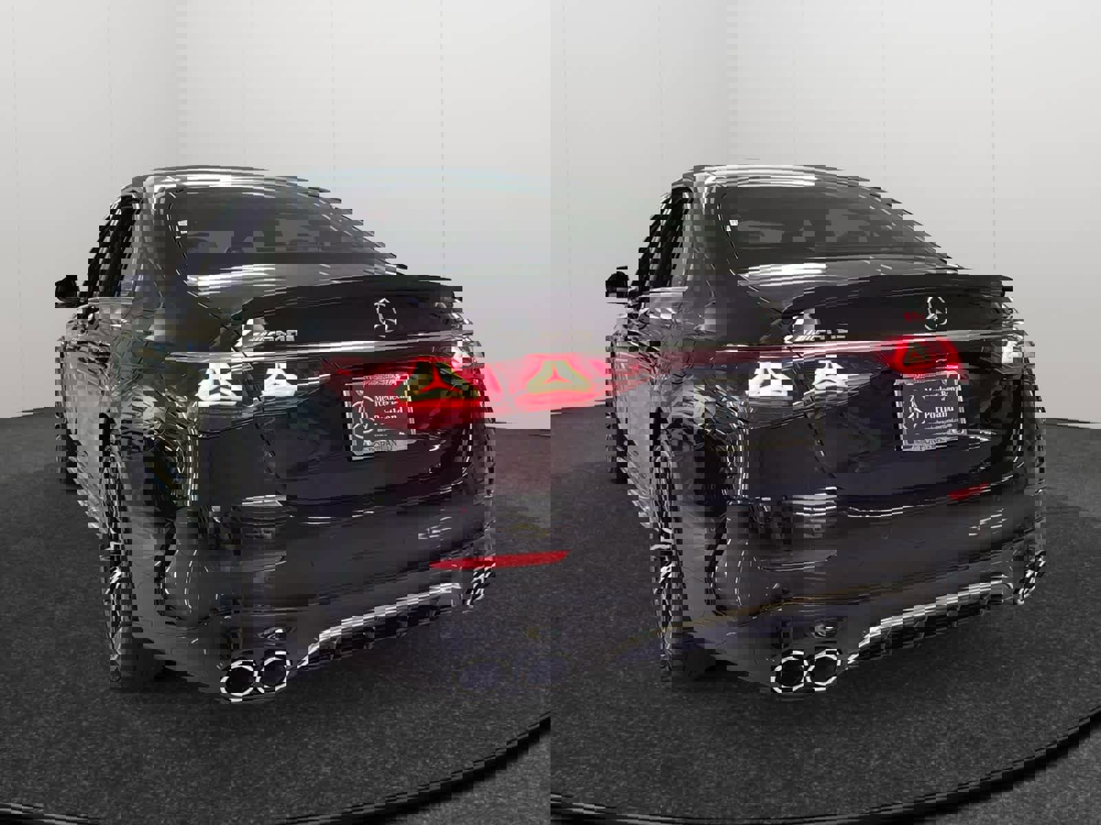 New 2026 Mercedes-Benz E 53 AMG e 4MATIC Sedan image 6