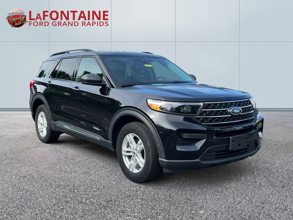 Certified 2023 Ford Explorer XLT AWD/4WD image 3