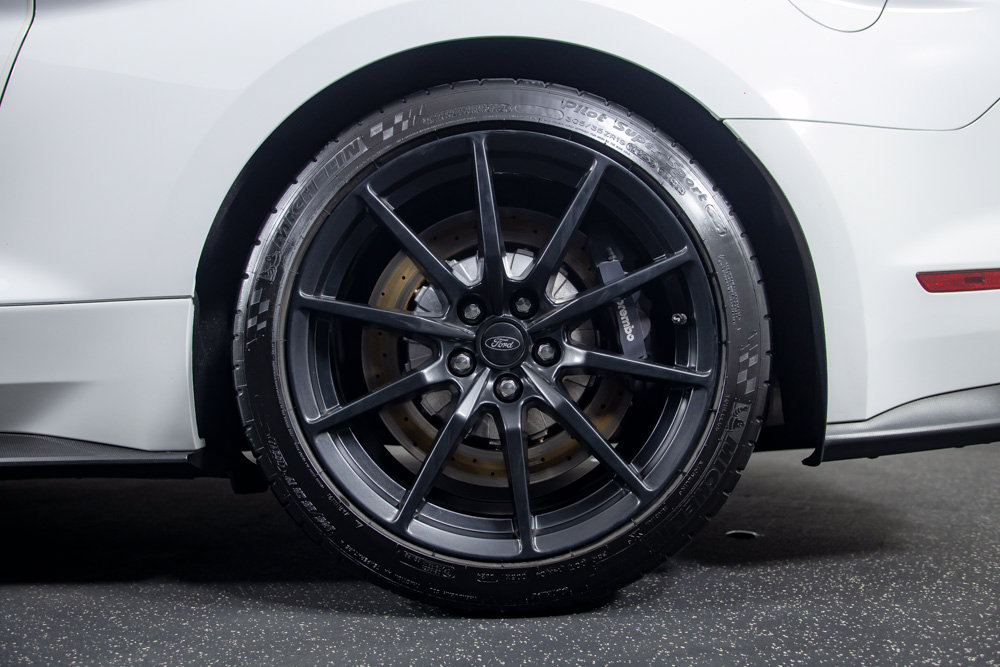 Used 2018 Ford Mustang Shelby GT350 RWD image 8