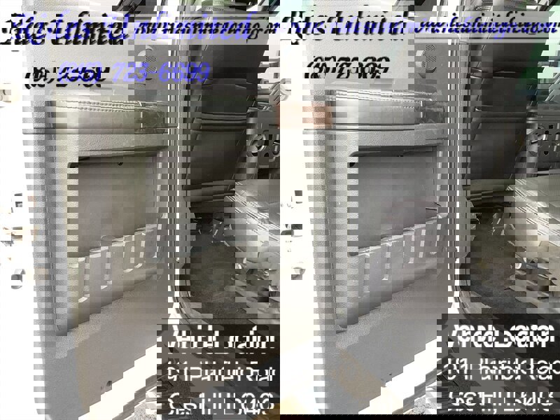 Used 2013 Ford F250 Platinum w/ FX4 Off Road Pkg image 25