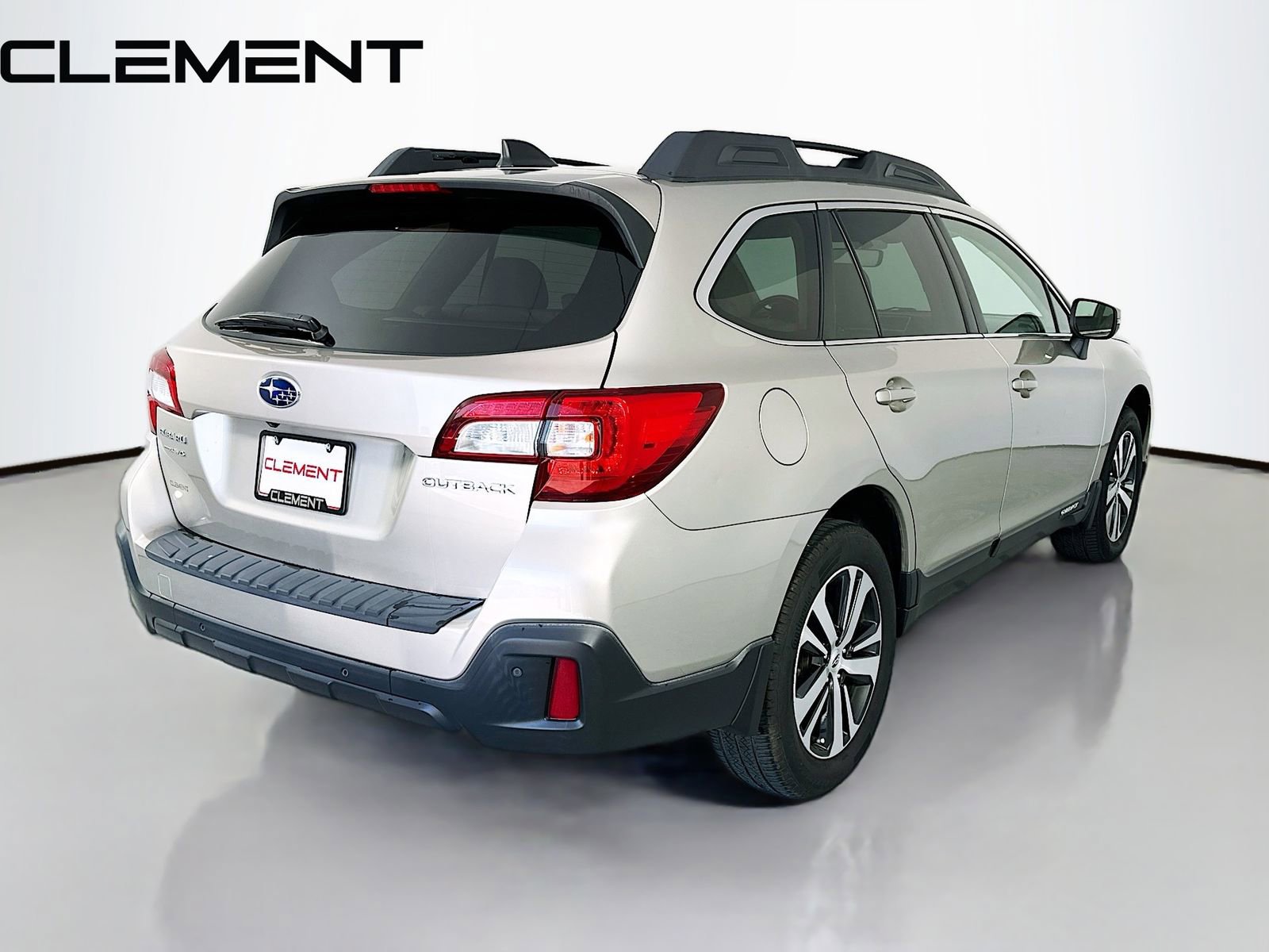 Used 2019 Subaru Outback 2.5i Limited AWD/4WD image 7