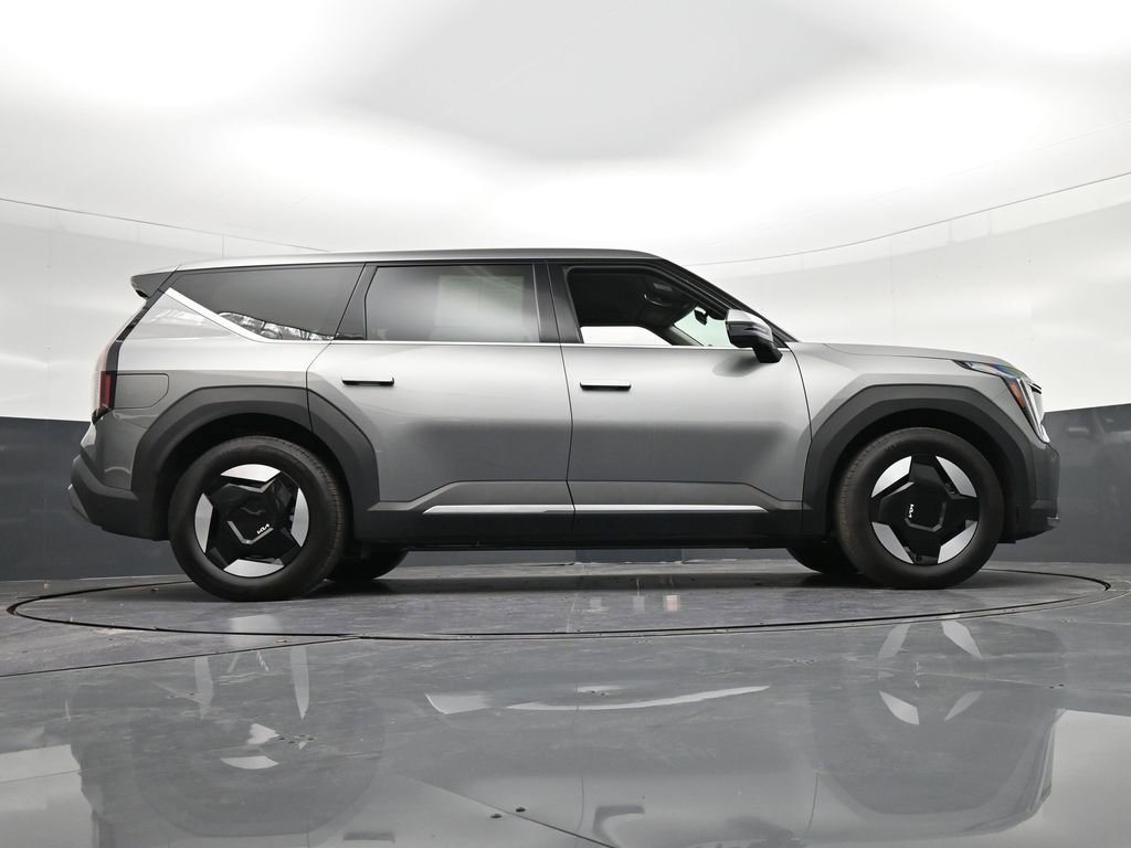 Used 2025 Kia EV9 Light image 38