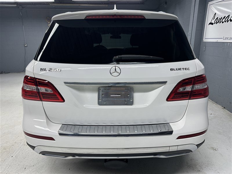 Used 2015 Mercedes-Benz ML 250 BlueTEC 4MATIC image 6