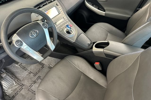 Used 2015 Toyota Prius Two FWD image 12