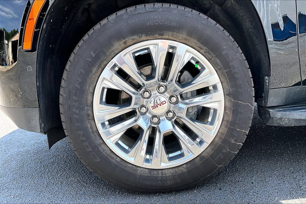 Used 2026 GMC Yukon Denali AWD/4WD image 33