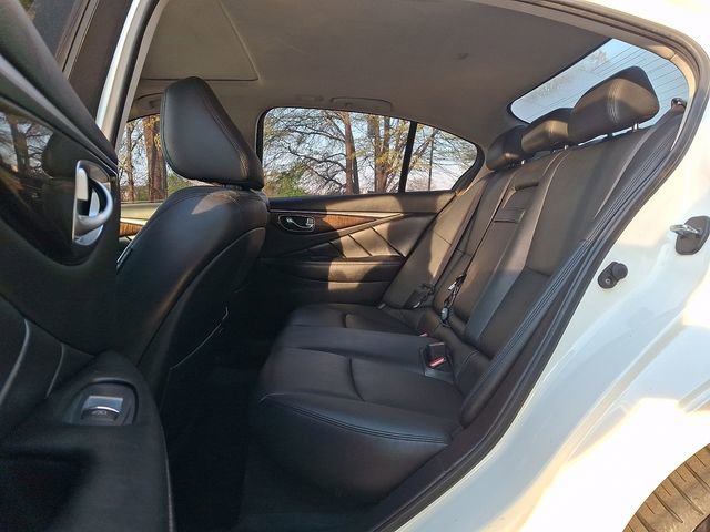 Used 2018 INFINITI Q50 Luxe w/ Essential Package (3.0T Luxe) image 10