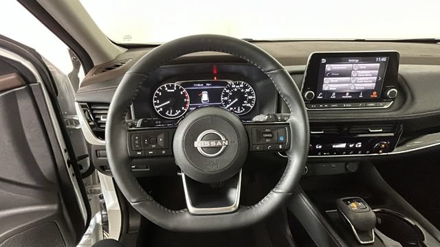 Used 2023 Nissan Rogue SL AWD/4WD image 14