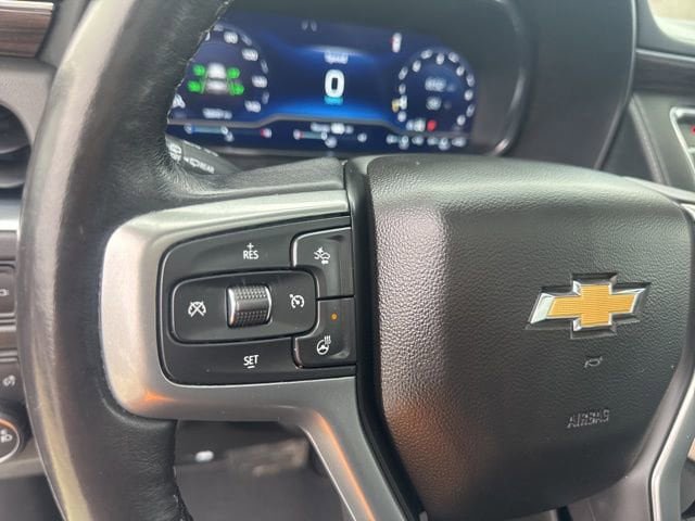 Used 2022 Chevrolet Suburban LT w/ LT Signature Plus Package image 14