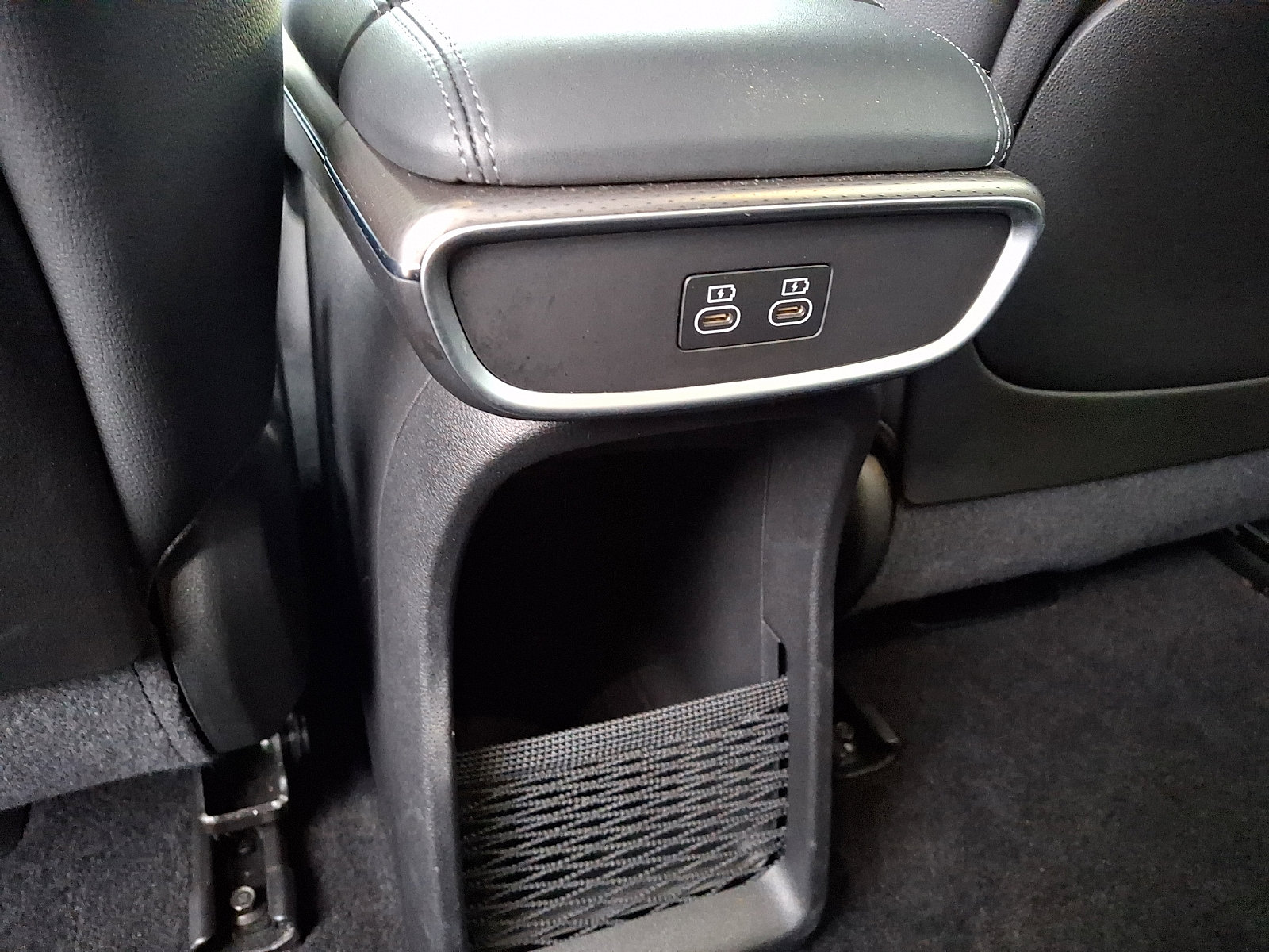 Certified 2023 Genesis GV60 Advanced AWD/4WD image 12