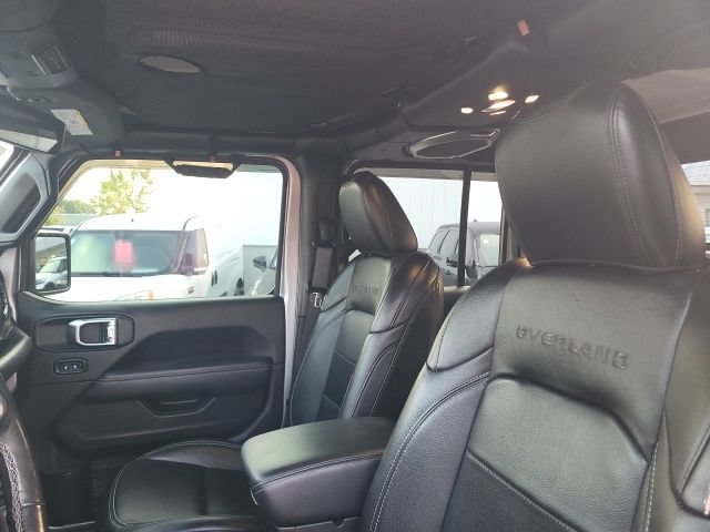 Used 2020 Jeep Gladiator Overland AWD/4WD image 17