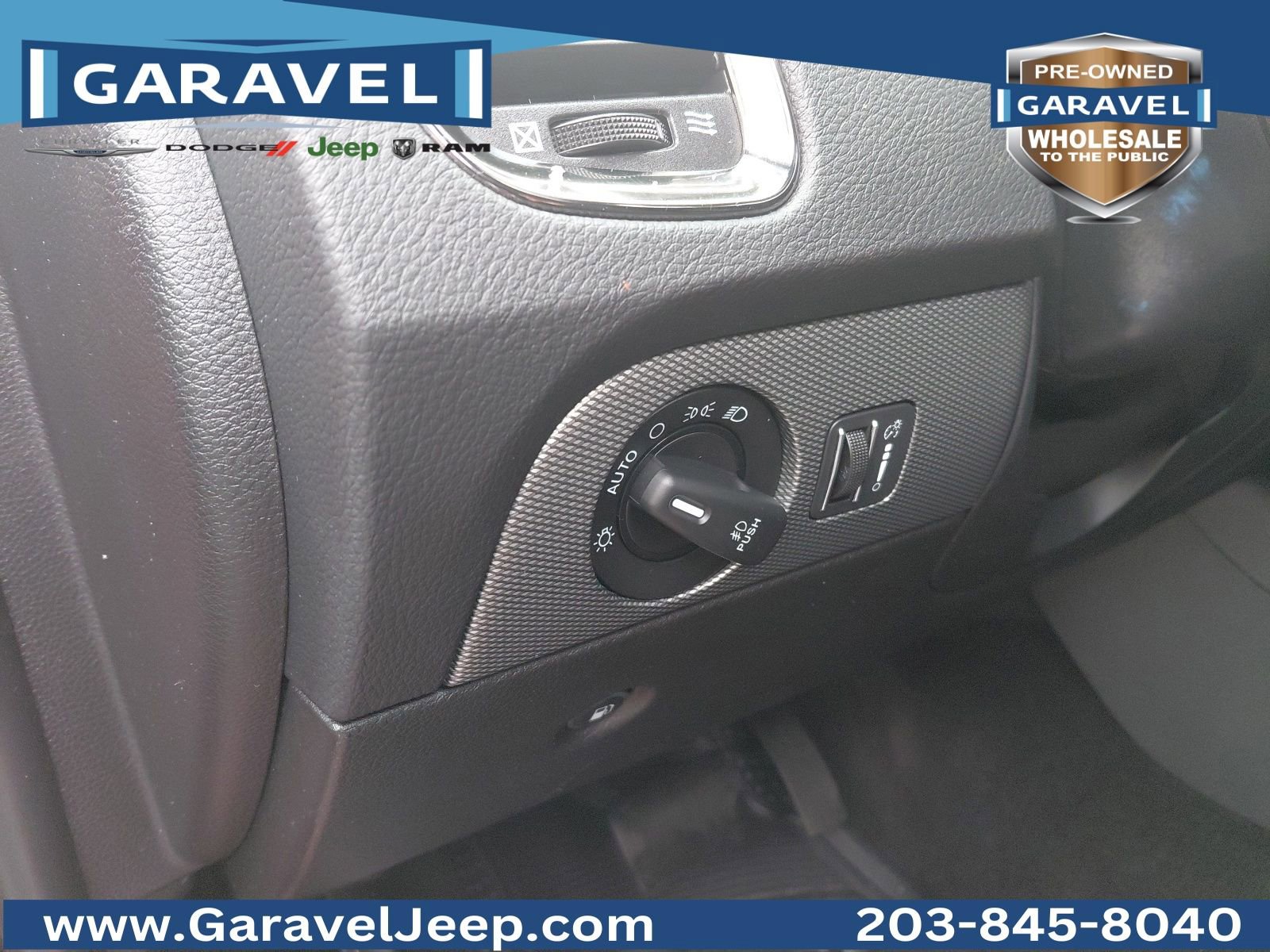 Used 2019 Dodge Durango R/T w/ Blacktop Package image 30