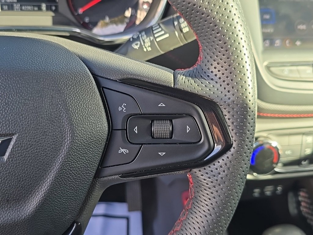 Used 2022 Chevrolet TrailBlazer RS image 19