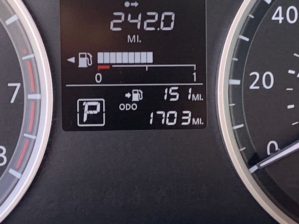 Used 2025 Nissan Kicks Play S FWD image 21