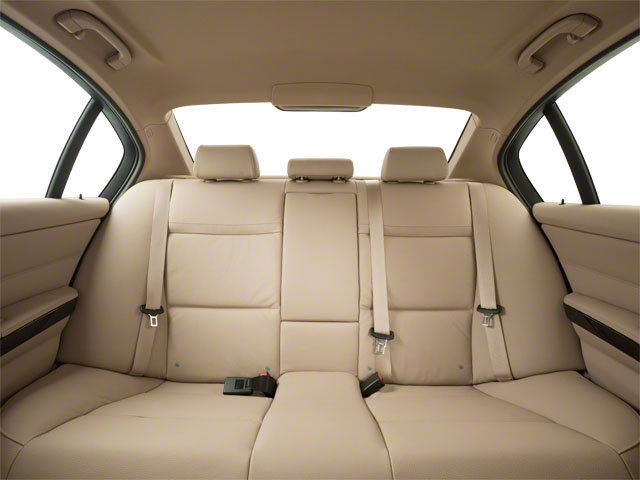 Used 2010 BMW 328i Sedan RWD image 15