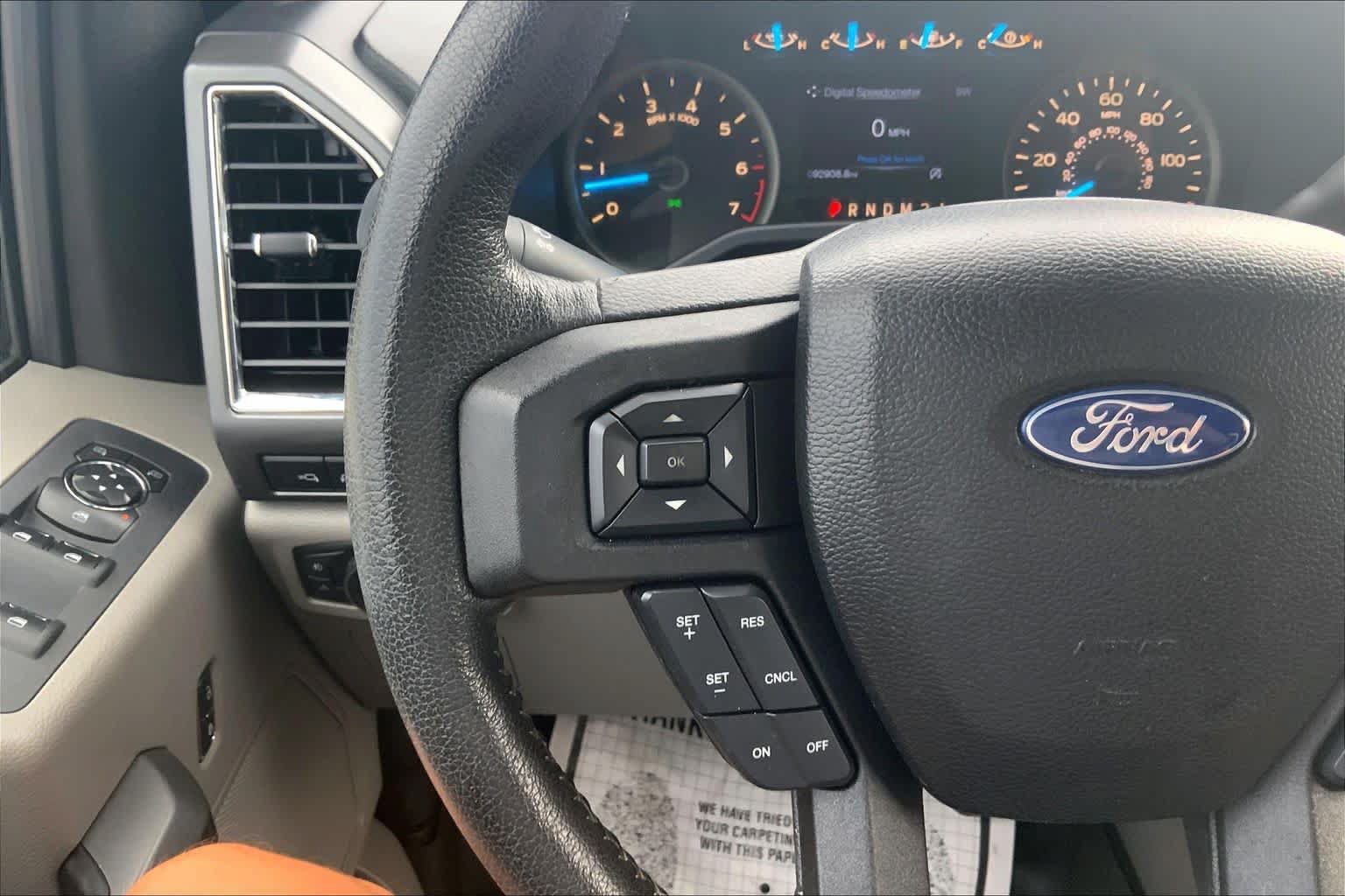 Used 2015 Ford F150 XLT w/ Equipment Group 302A Luxury AWD/4WD image 24