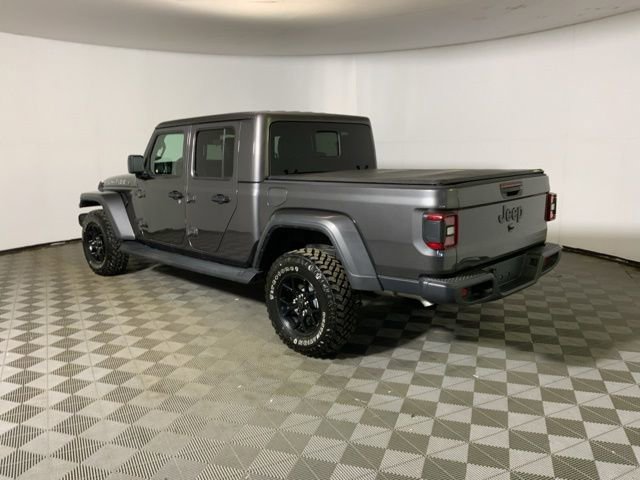 Used 2025 Jeep Gladiator Sport image 12