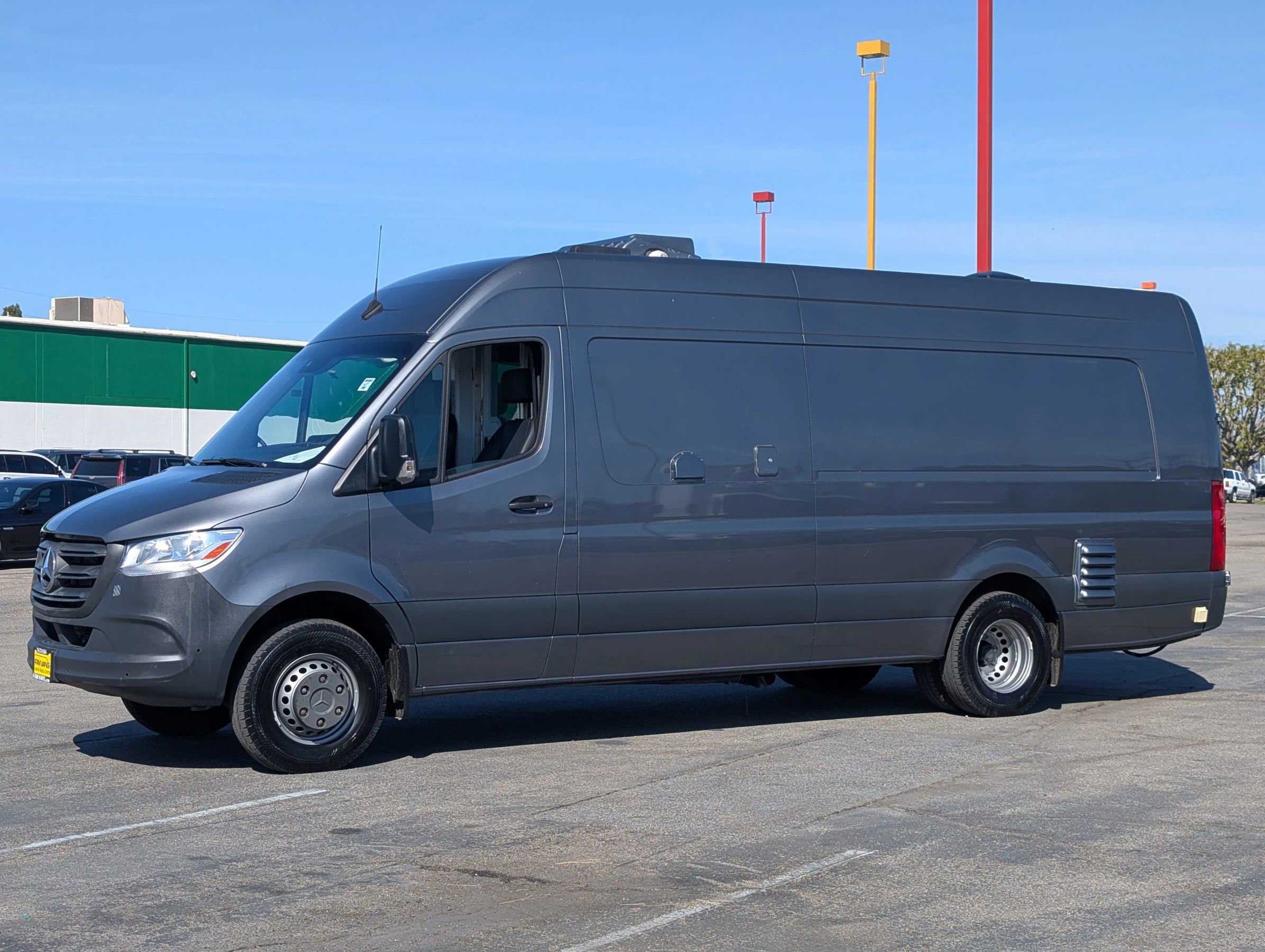 Used 2021 Mercedes-Benz Sprinter 4500 w/ Parking Package image 4