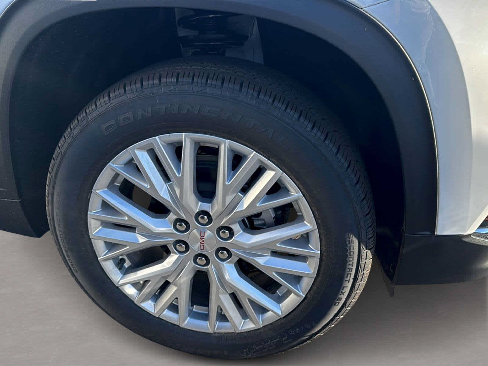 New 2027 GMC Acadia Elevation w/ Elevation Premium Package FWD image 3