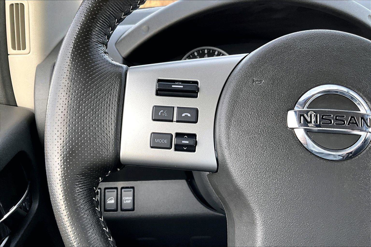 Used 2019 Nissan Frontier PRO-4X image 19