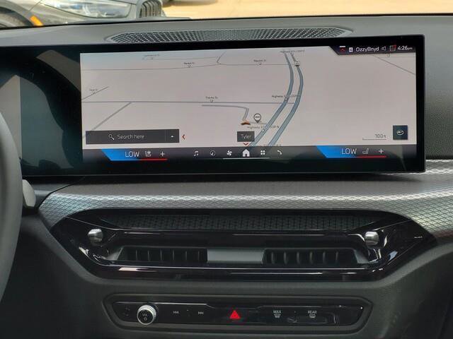 Certified 2025 BMW 330i Sedan w/ Convenience Package image 33