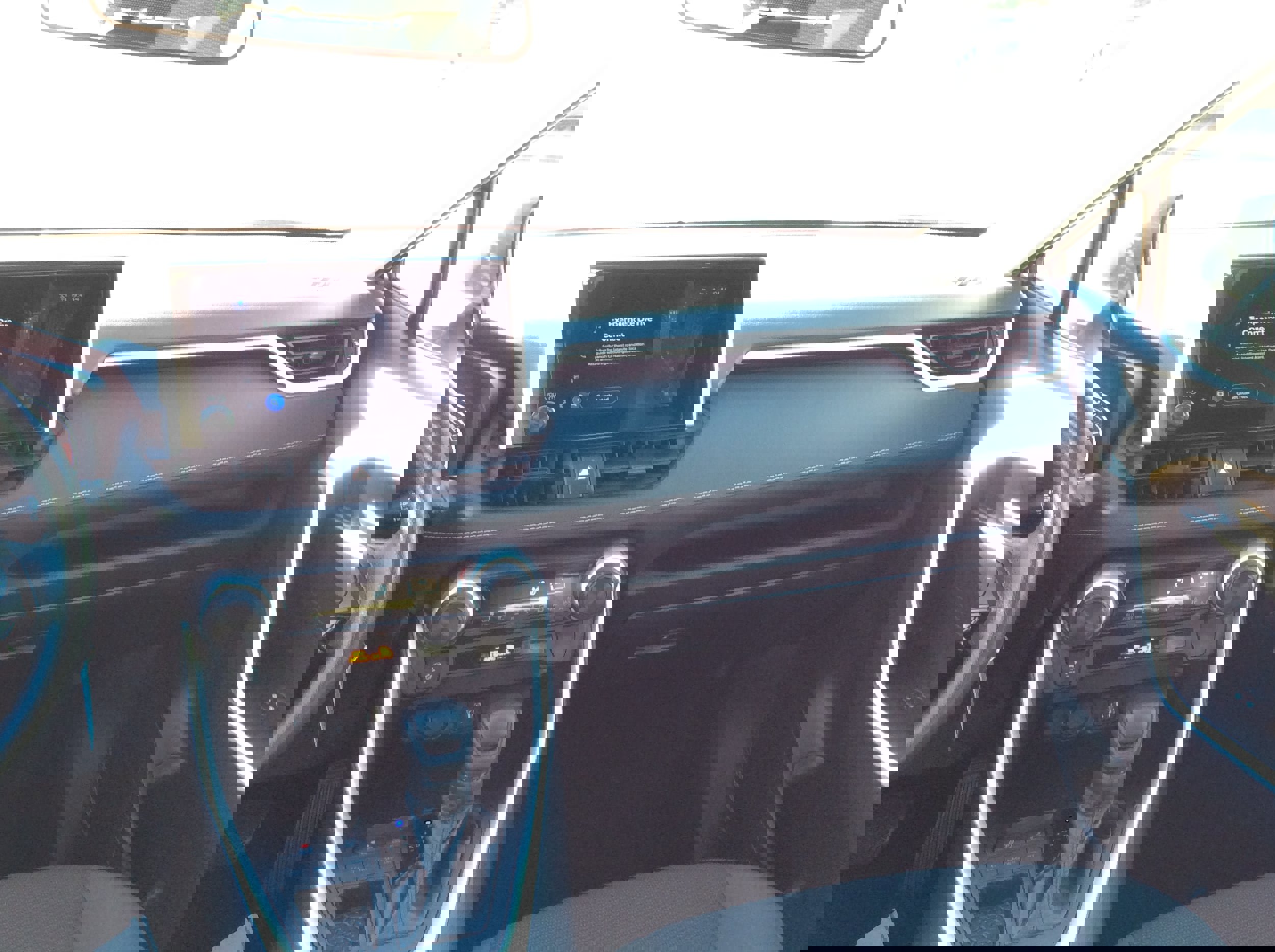 Used 2023 Toyota RAV4 LE image 7