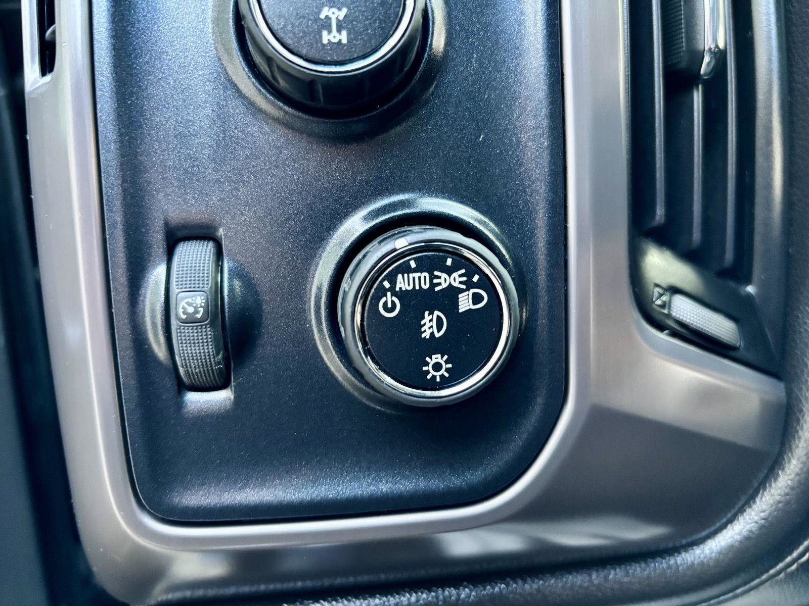 Used 2014 GMC Sierra 1500 SLE w/ All-Terrain Package image 27