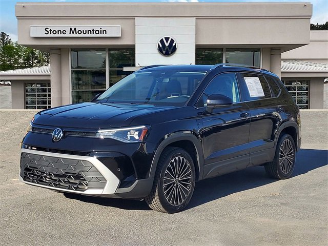 Used 2025 Volkswagen Taos SE