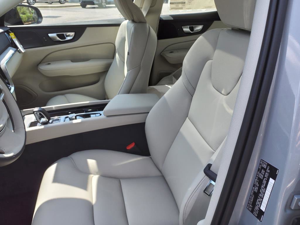 New 2024 Volvo S60 B5 Plus w/ Climate Package image 12