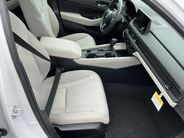 Used 2025 Honda Accord SE image 20